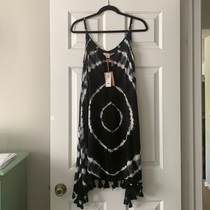 Brand New Black and White Tie-Dye Beach Dress, Swimsuit Coverup size S/M